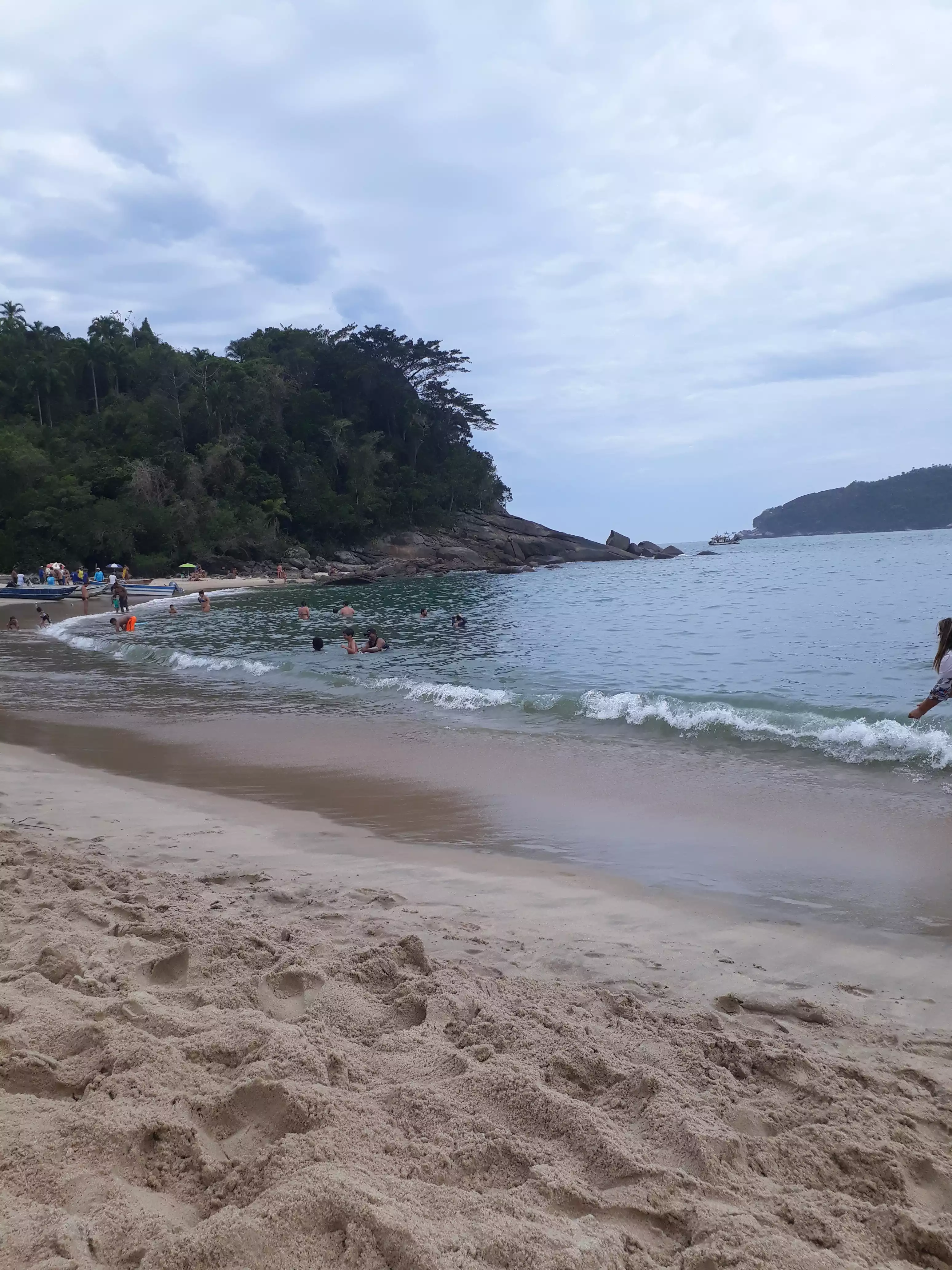 Praia do Meio, Trindade, Parati, Brasil.