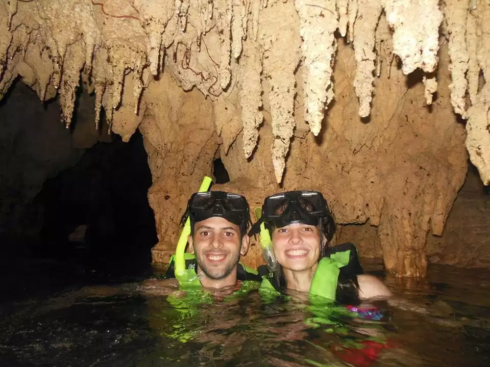Cenote Dos Ojos, Tulum, México.
